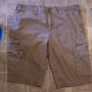 LIKE NEW MENS URBAN PIPELINE TAN KHAKIS SIZE 40